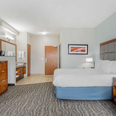 Best Western Plus Peppertree Inn At Omak Exteriör bild