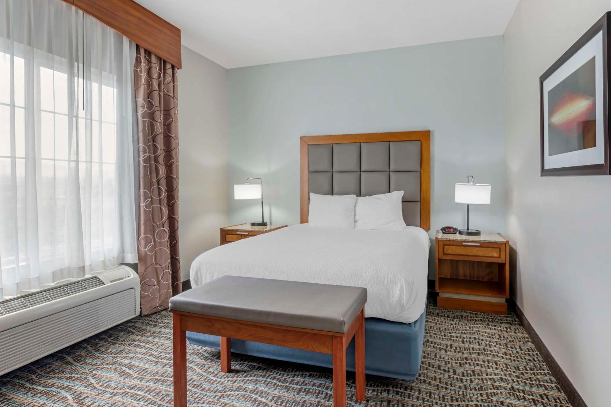 Best Western Plus Peppertree Inn At Omak Exteriör bild