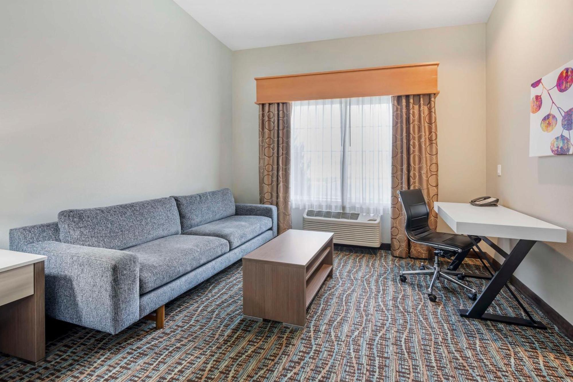 Best Western Plus Peppertree Inn At Omak Exteriör bild